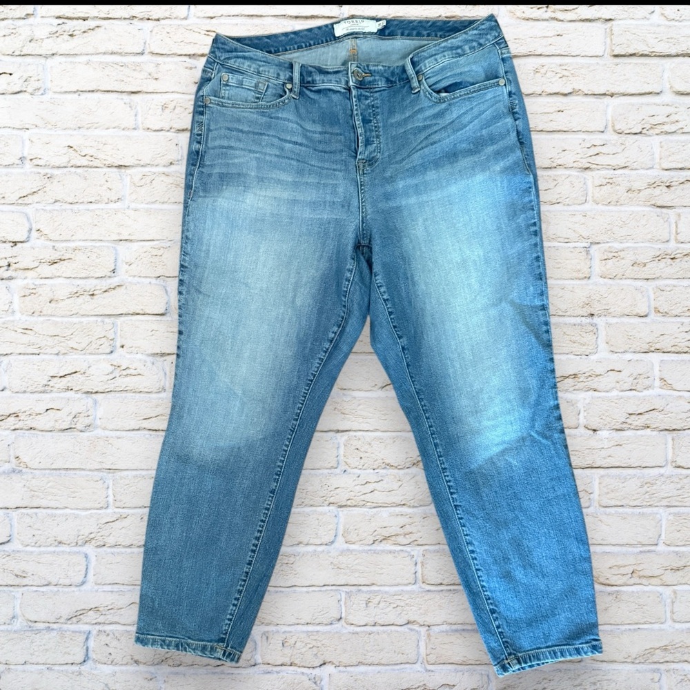 Torrid Blue Ankle & Cropped Jeans